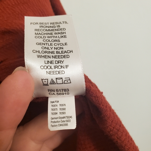 Maurices Babydoll Blouse Women Size 0X Lace Tie High Neck Sleeveless Rust Orange - Picture 6 of 6